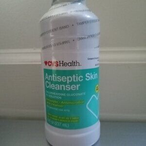 Antiseptic skin cleanser, chlorhexidine gluconate 4% solution, unopened